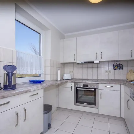 Haus Rügensonne, App 04 * Baabe